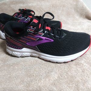 Brooks Adrenaline 19